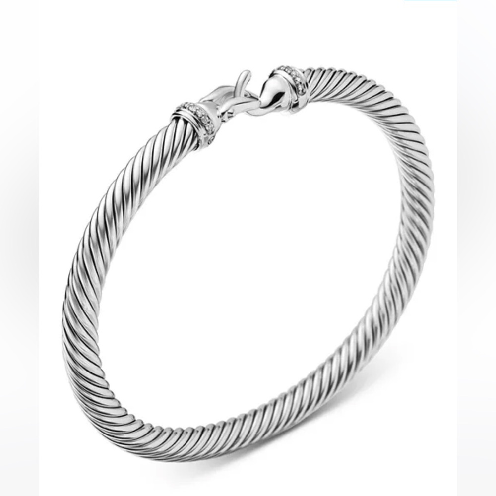 Cable buckle bracelet